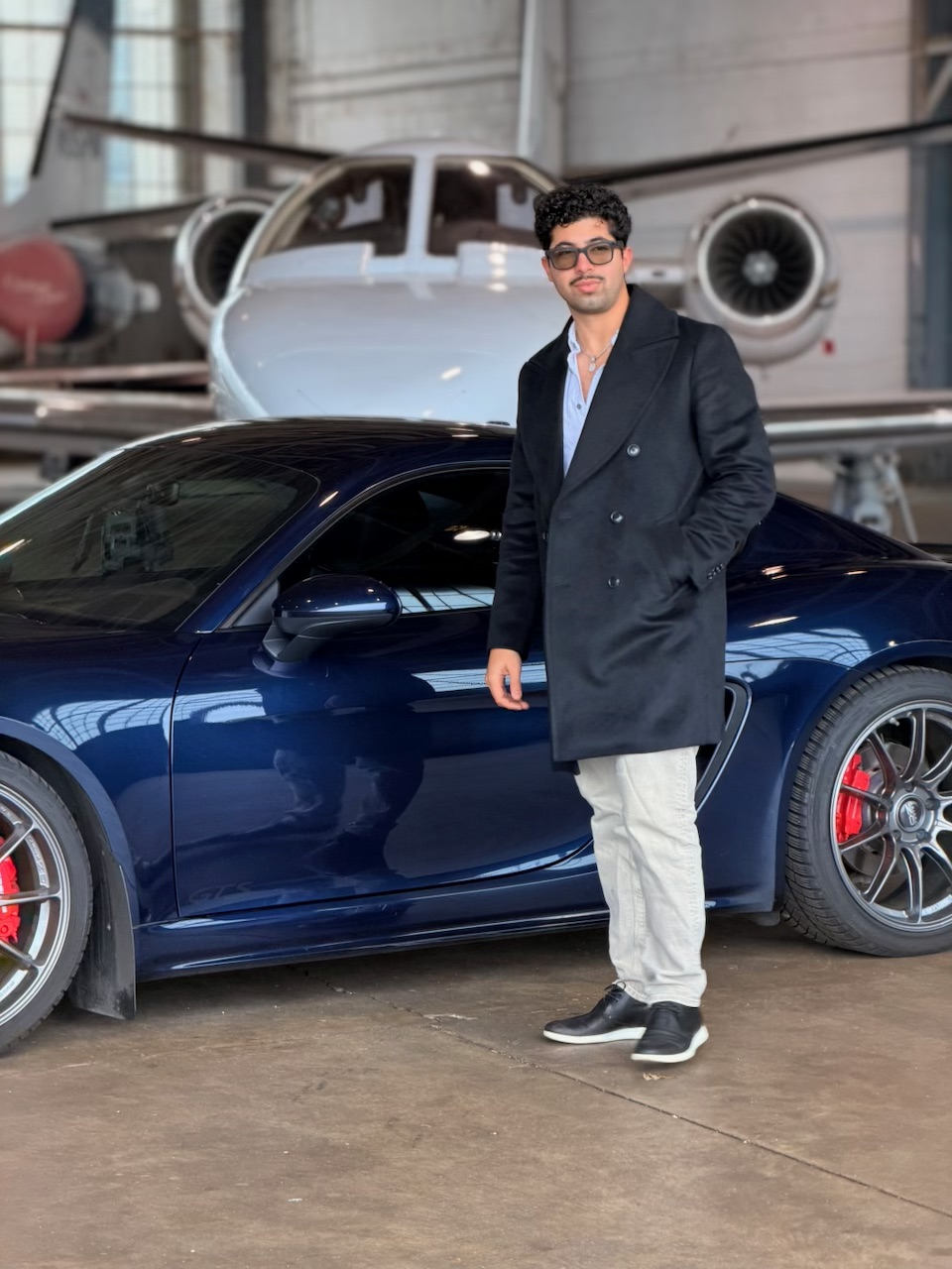 Diego Suarez, FAA Certified Flight Instructor and Advanced Ground Instructor based in Louisville, Kentucky